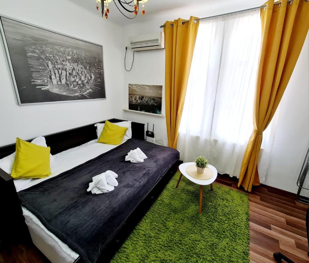 Central Old City Center Studio Universitate Coltea - Cav9 Bukarest Exterior foto