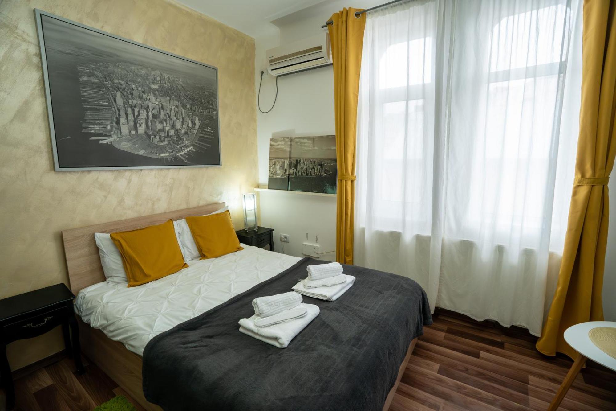Central Old City Center Studio Universitate Coltea - Cav9 Bukarest Exterior foto